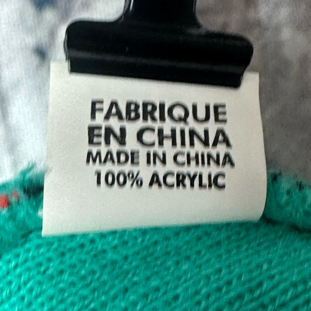 EUC Official Black and Teal Beanie with Pom Pom - Picture 9 of 10